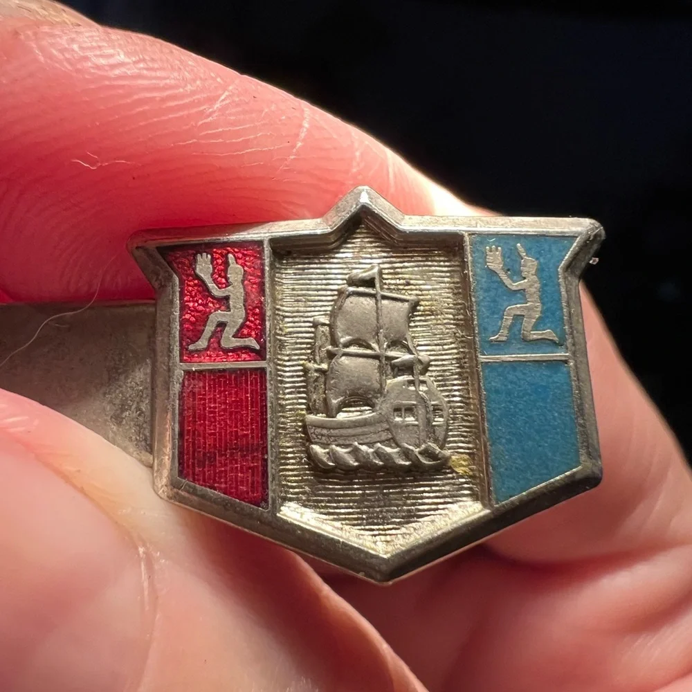 Vintage Crest Tie Clip by Kinney